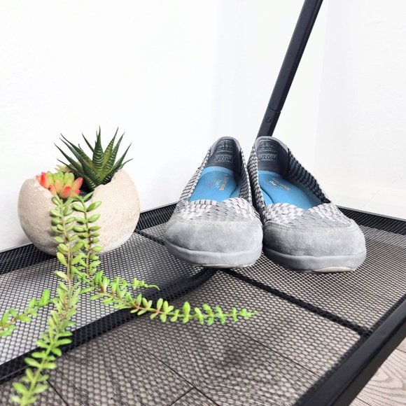 Skechers 49025 Gray Relaxed Fit Memory Foam Leather & Weave Comfort Shoes SZ 10 - Picture 2 of 10